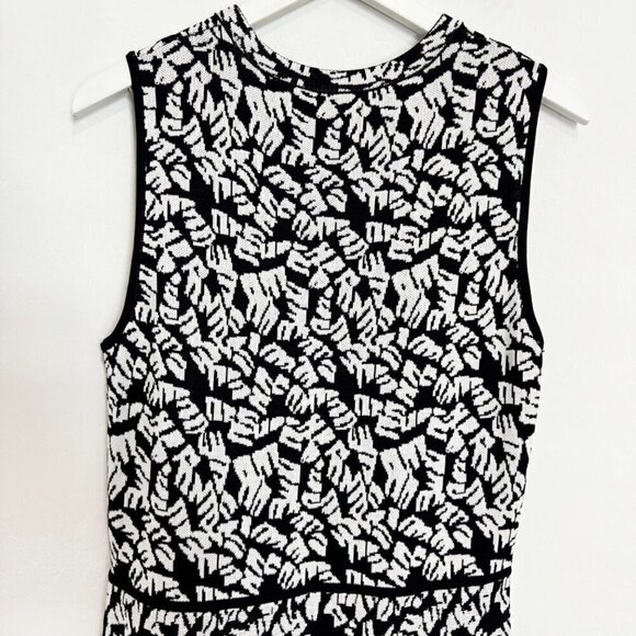 Eliza J Knit Sleeveless Crewneck Geometric Print Fit + Flare Sweater Dress Large - Picture 6 of 8